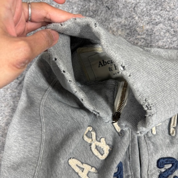 Abercrombie & Fitch Men's Y2K Light Gray High Neck Zip Up Jacket Size XL - Picture 16 of 16